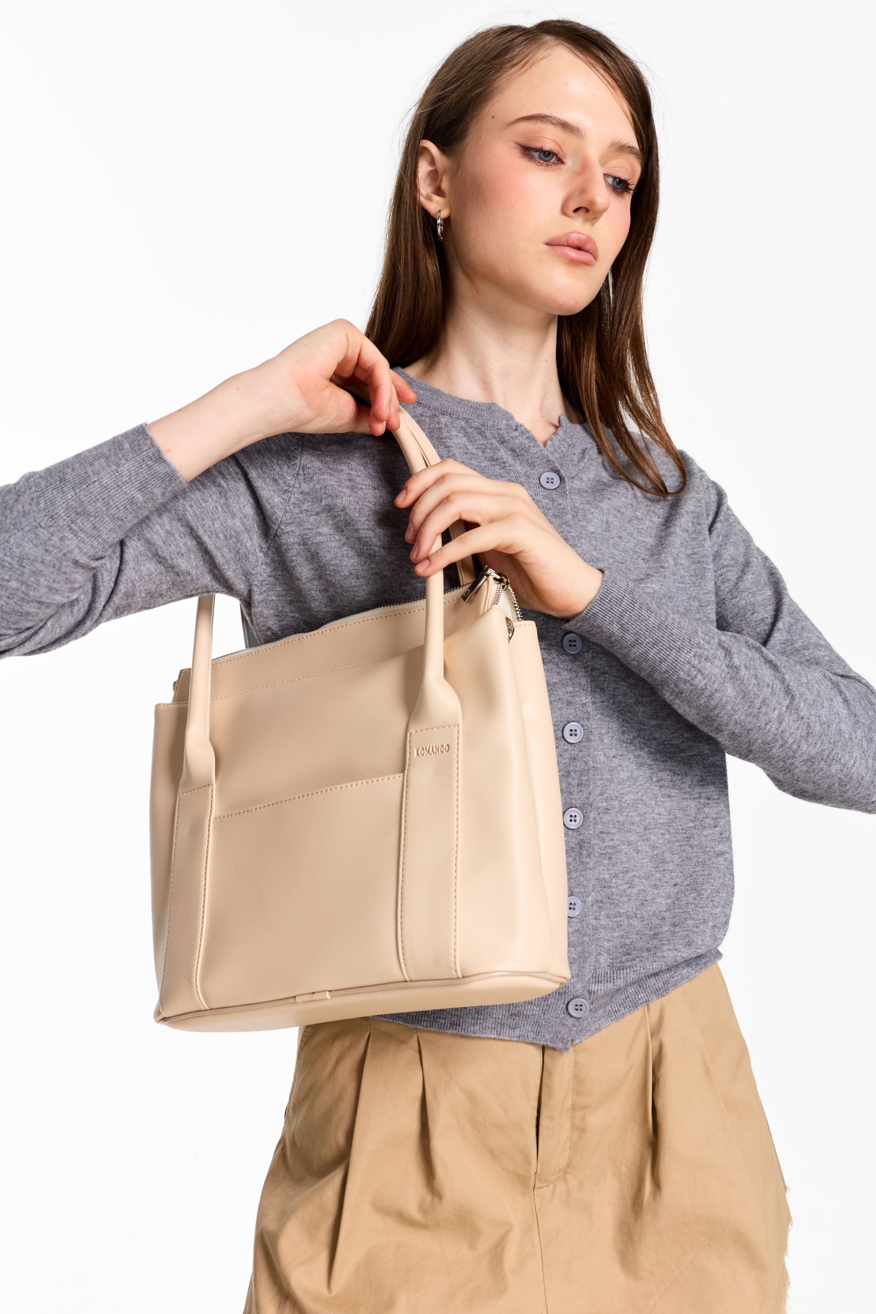  túi xách công sở nữ Ribbon Handbag màu kem 2